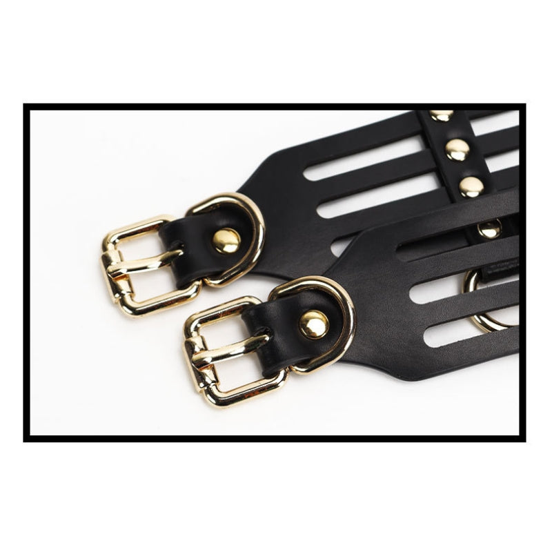Bondage Kit with Hollow Equipment