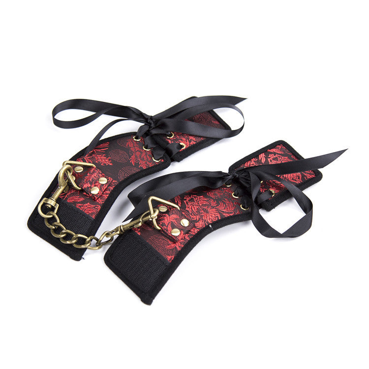 Lace Bondage Collar Set