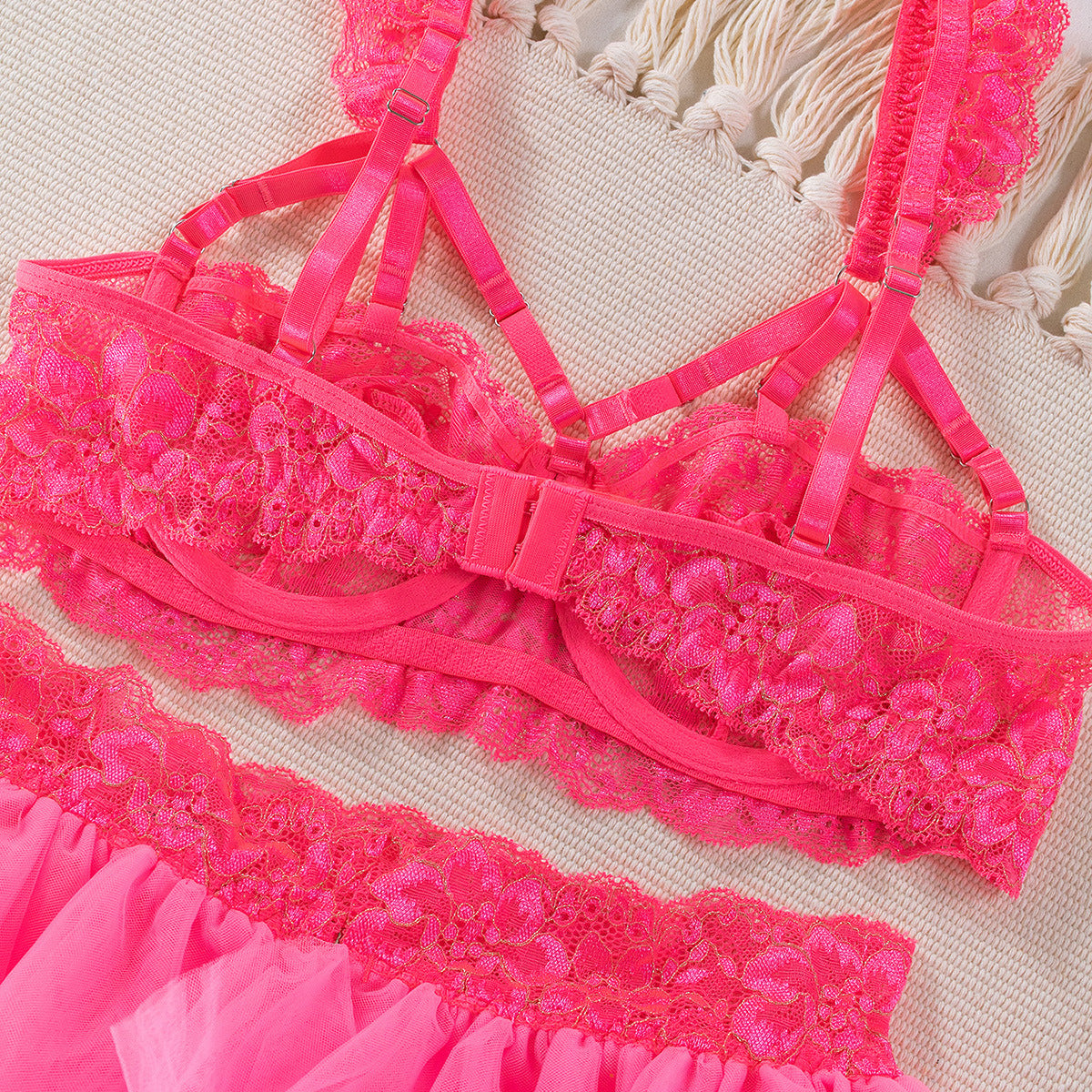 Floral Lace Underwire Lingerie Set